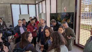 Inauguración del Fab Lab Ponferrada con visitantes y makers